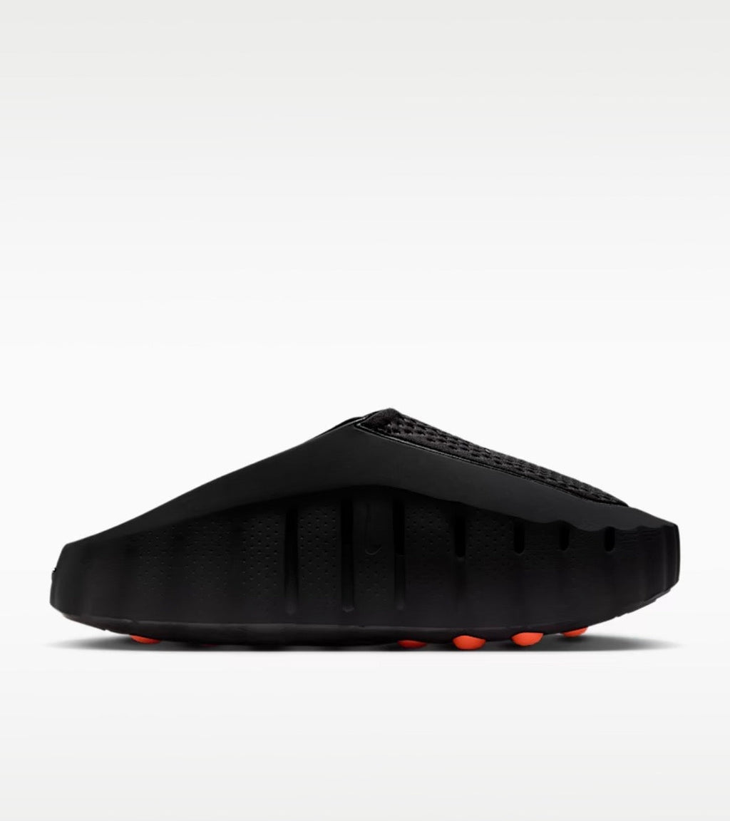 Nike Mind 001